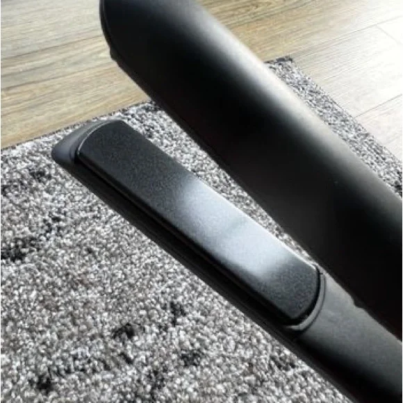 GHD Platinum + 1" flat iron (new w/o box) - Picture 2 of 3
